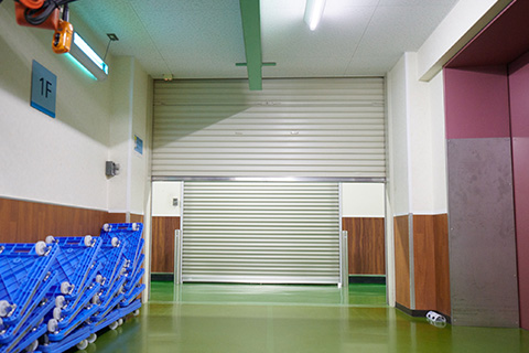 二重シャッター